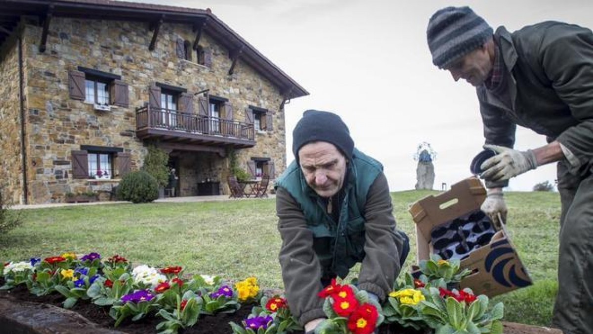 La Casa Rural Lurdeia de Bermeo, 'el mejor hotel económico' del mundo
