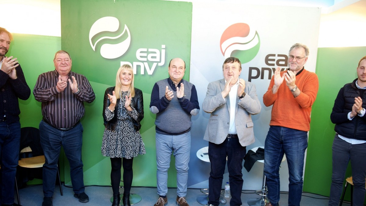Ortuzar: “Ni Alonso ni Otegi nos van a descentrar: el PNV sigue trabajando para que vascos y vascas decidan su futuro en libertad y democracia”