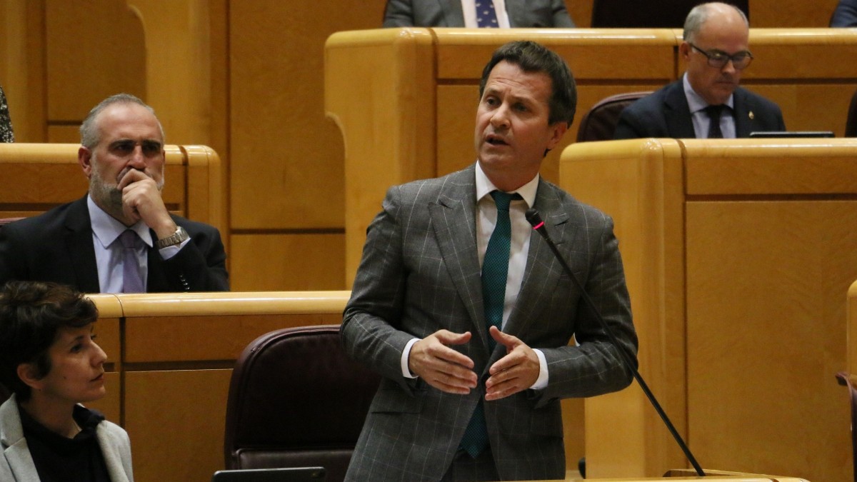 Bildarratzek euskal erakundeekiko “kolaborazioa eta elkarrizketa” sustatzea eskatu dio Gobernuko Presidenteari Terrorismoaren Biktimen Memoriako Zentroaren  gestioan 