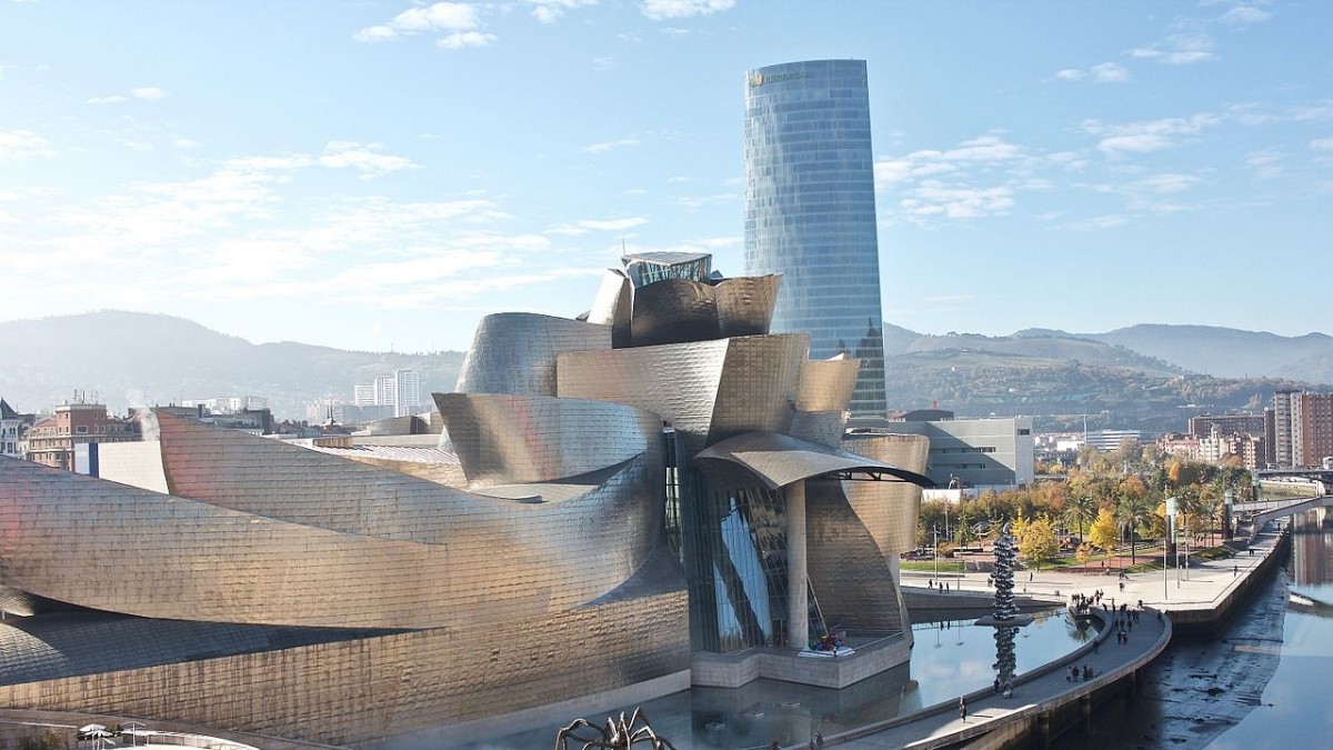 'Financial Times' aldizkariak ezarri du Euskadi dela Europako tamaina ertaineko erregiorik erakargarriena bertan inbertitzeko  