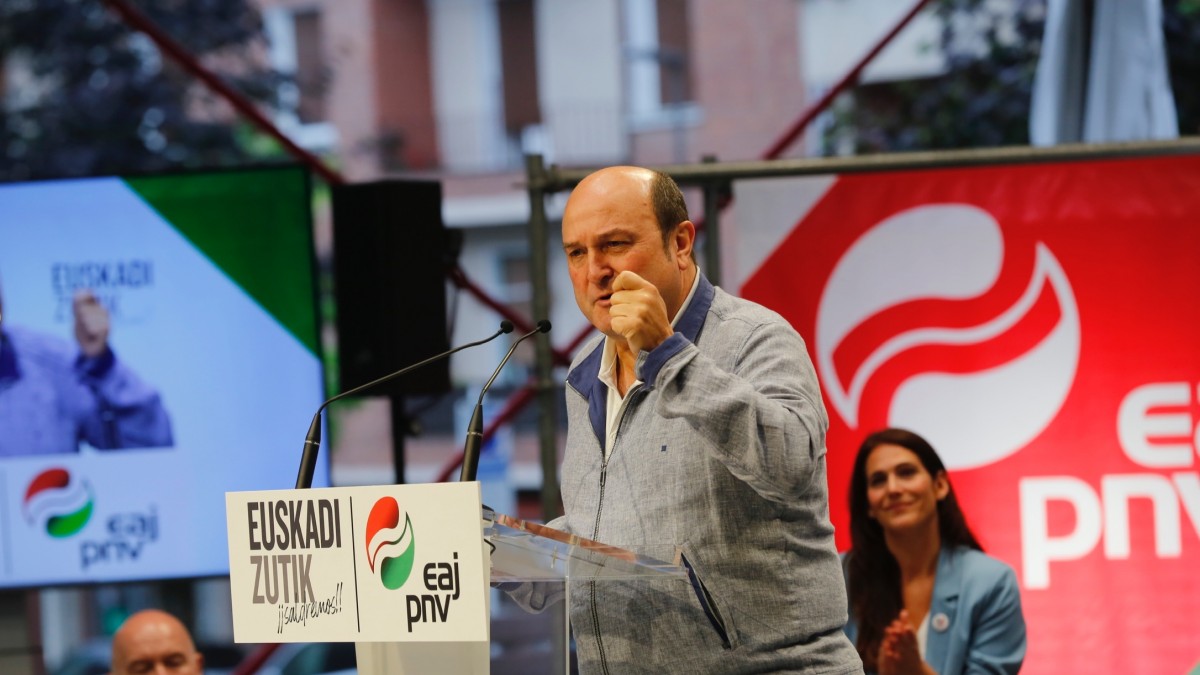 Ortuzar previene contra el 'pacto de izquierdas', 