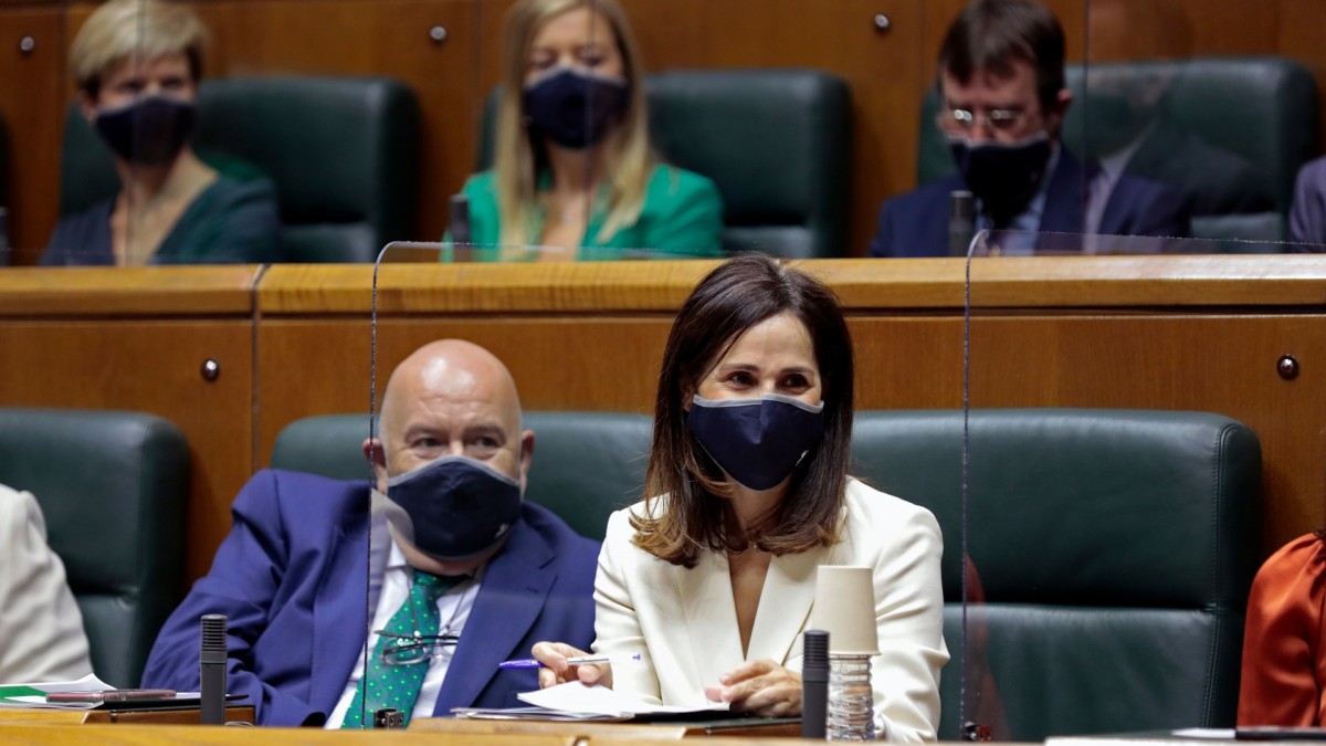 Bakartxo Tejeria, Legebiltzarreko presidente aukeratu dute berriro, gehiengo osoarekin