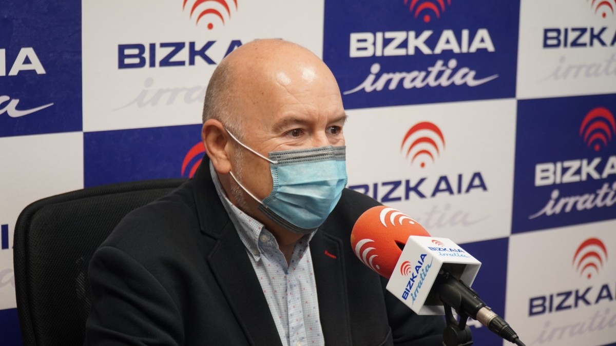 Aurrekontuak erantzukizunez negoziatzeko aukera ez galtzeko eskatu die Iturratek EH Bilduri eta Podemosi