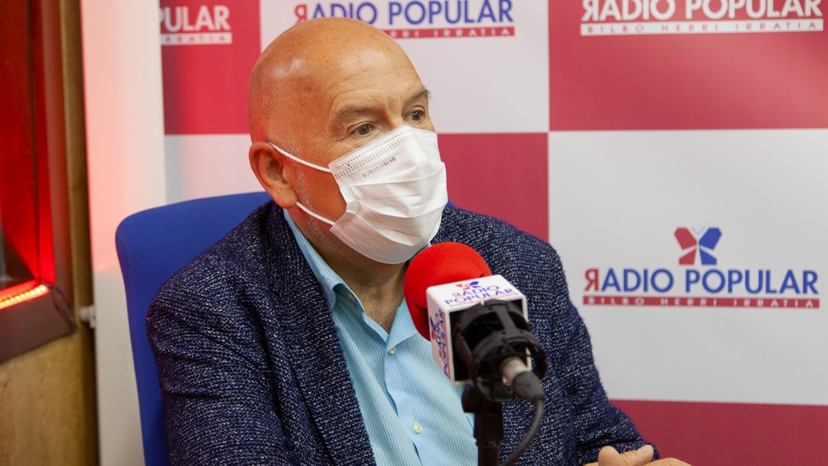 Iñigo Iturratek esan du, Sanchezen gobernuaren krisia alde batera utzita, hitzartutakoa exijitzea eta Euskadiren defentsa daudela