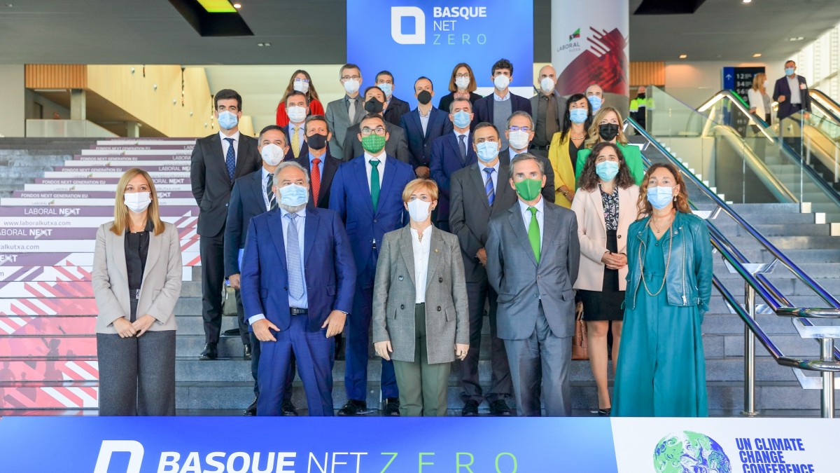 Euskadiko industriak zero emisio neto lortzeko konpromisoa hartu du eta Glasgowko COP26an WEF Aliantza Globalarekin bat egingo du