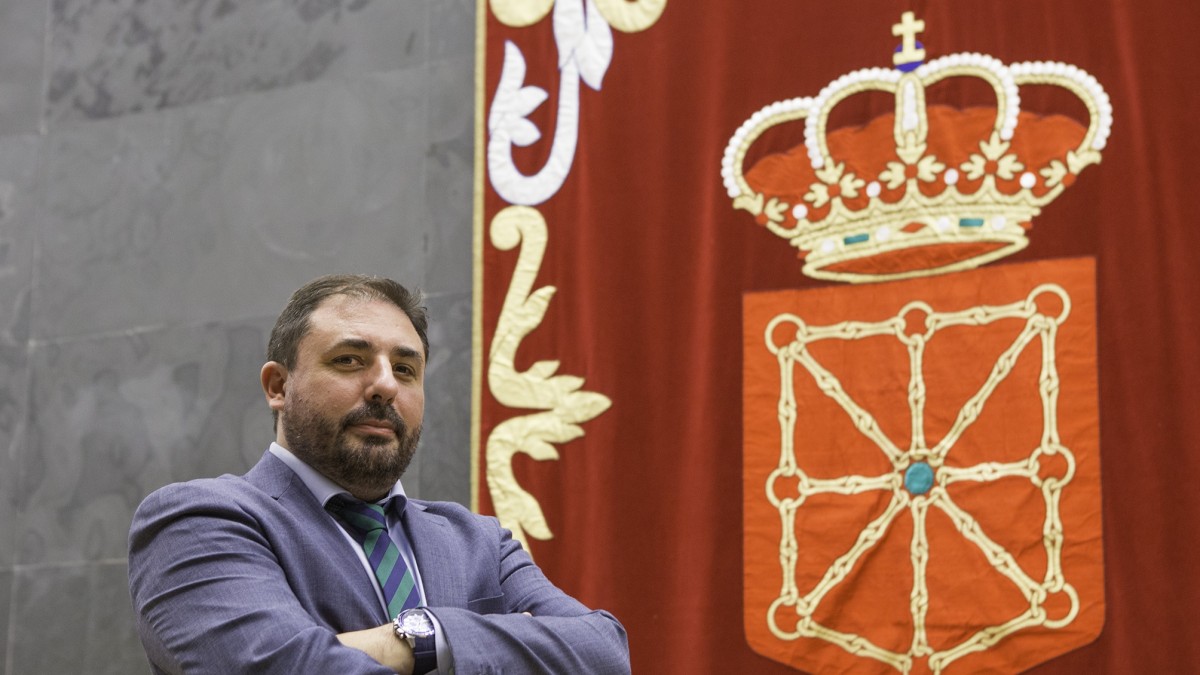 Unai Hualde Iglesias berraukeratu dute Nafarroako Foru Parlamentuko Presidente XI. Legealdirako