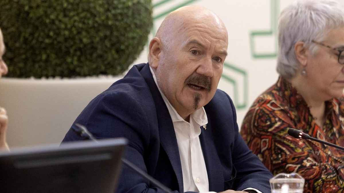 Iñigo Iturratek sexu- eta ugalketa- eskubideen aurkako diskurtsoaren gorakadaz ohartarazi du