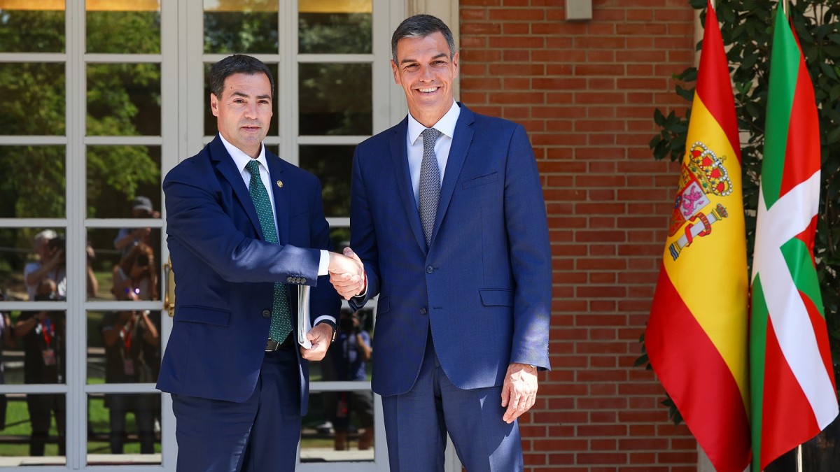 Eusko Jaurlaritzak Gizarte Segurantzaren eta Eskola Aseguruaren kotizazio gabeko prestazioak kudeatuko ditu