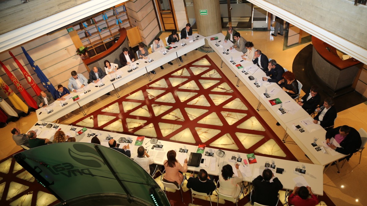 Retos y desafios 2014