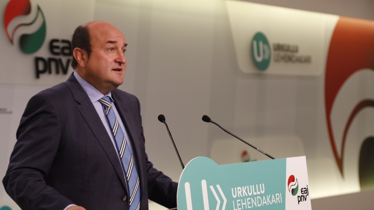 EAJ-PNV mantendrá con PSE y EH Bildu una segunda ronda de contactos en busca de un Gobierno sólido y estable