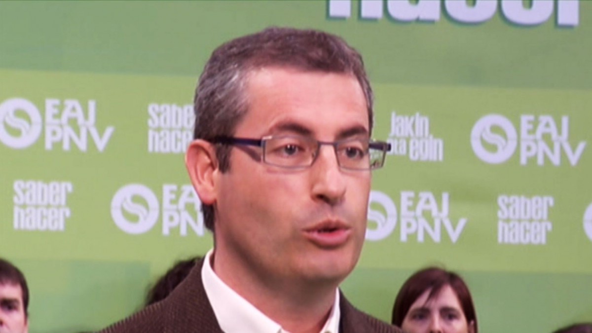 Markel Olano en el acto de presentación de candidatos a Diputados Generales de eaj-pnv en Gasteiz.