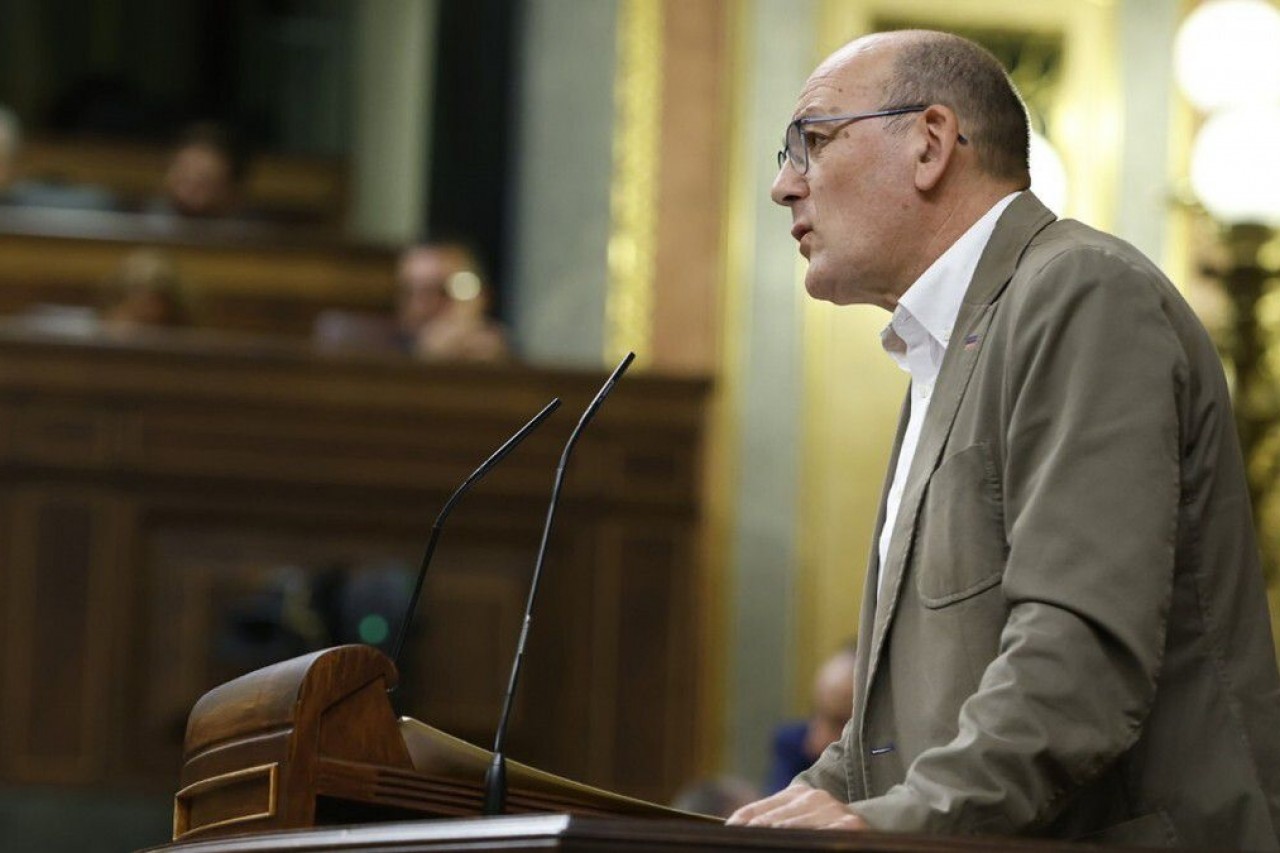 Farmaziako prestazioei erabiltzaileek egin beharreko ekarpena modulatuko duen dekretua babestu du Euskal Taldeak 