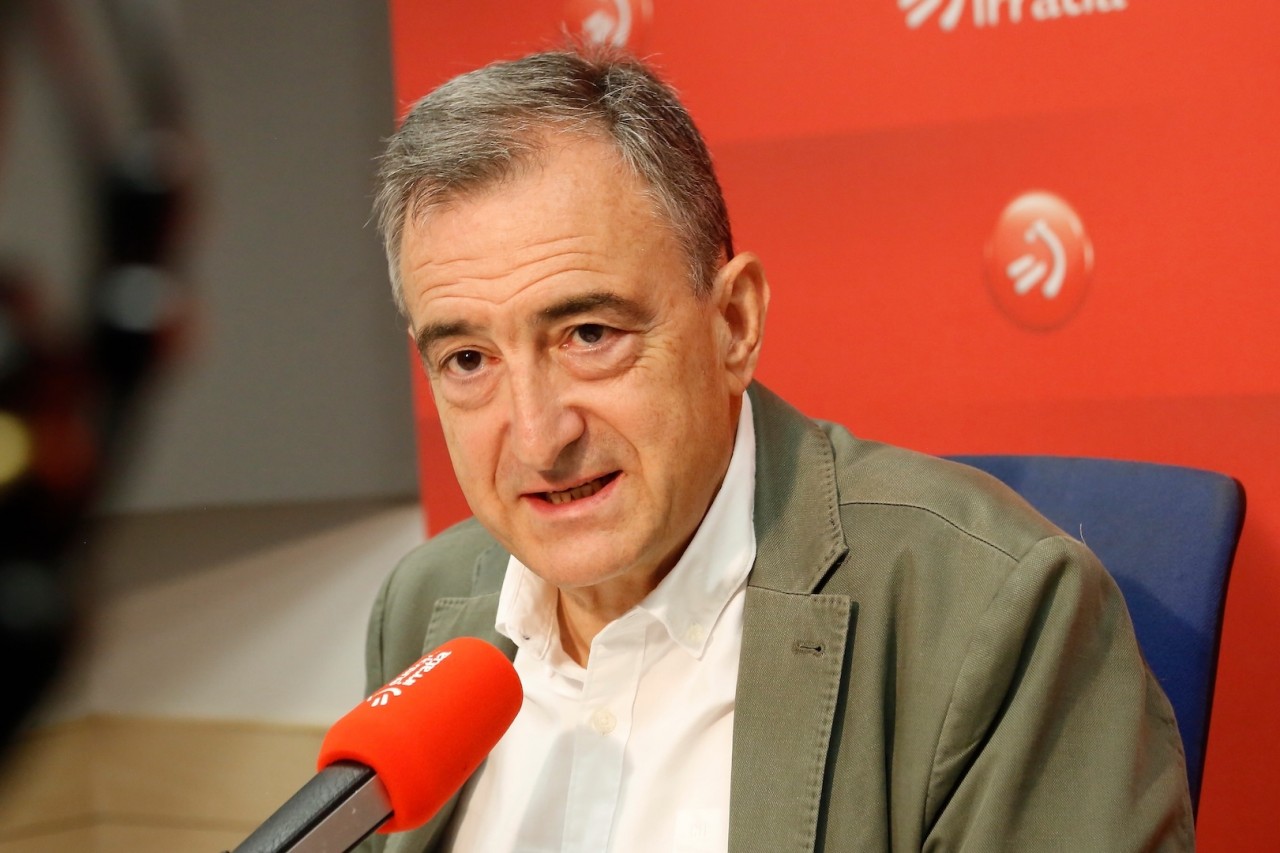Aitor Esteban: 