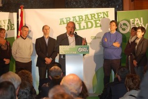 Iñigo Urkullu Gasteiz erdialdeko batzokiaren berrinagurazioa