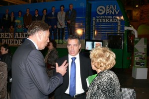 Iñigo Urkullu, Arantxa Tapia eta Joseba Egibar Eibarren