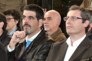 Arantxa Tapia y Joseba Egibar en el acto político de la plaza Gaskuña del Antiguo