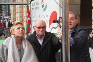 Iñigo Urkullu y Joseba Egibar en el 75 aniversario del bombardeo de Eibar