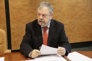 Arantxa Tapìa, Aitor Esteban eta Pedro Azpiazu energi erreformari buruz