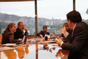 Arantxa Tapìa, Aitor Esteban y Pedro Azpiazu sobre la reforma energética