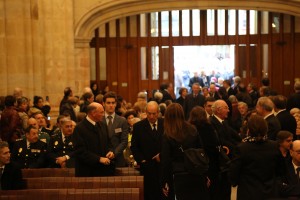 Milaka bilbotarrek agur esan diote Iñaki Azkuna 'munduko alkaterik onenari'