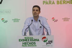 Mitin Bermeo - Aritz Abaroa, Ana Otadui, Unai Rementeria