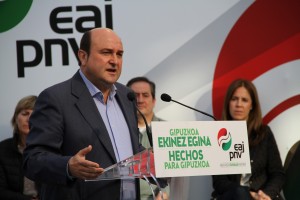 Mitin Donostia  - Eneko Goia, Markel Olano, Iñigo Urkullu, Andoni Ortuzar