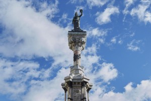 Foruen Monumentuaren aurrean irakurritako Aldarrikapena