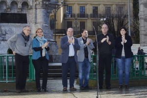 Foruen Monumentuaren aurrean irakurritako Aldarrikapena