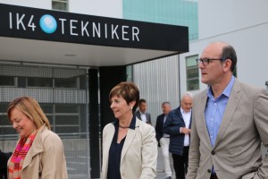Industria-Empresa. Joseba Agirretxea, Arantxa Tapia, Mª Eugenia Iparragirre