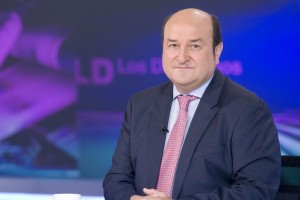 Andoni Ortuzar 