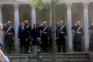 Iñigo Urkullu lehendakariak Gernikako zuhaitzaren azpian egin du karguaren zina
