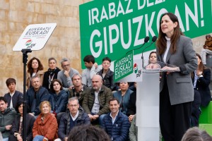 A-21 Mitina Eibarren. Bakartxo Tejeria, Imanol Pradales, Andoni Ortuzar