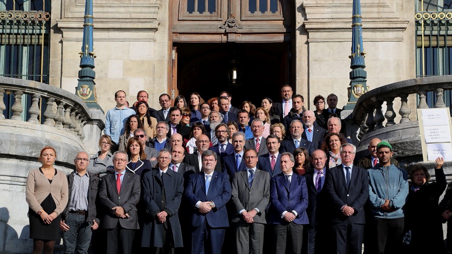EAJ PNV en la concentraciones  por las víctimas de Paris