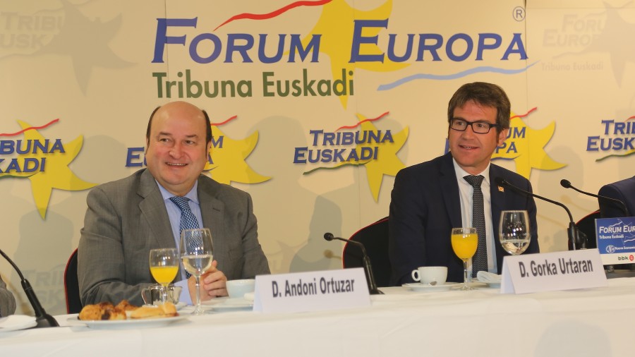 Gorka Urtaran resalta la estabilidad institucional, la garantía de futuro económico y el carácter de súper ciudad de Vitoria-Gasteiz
