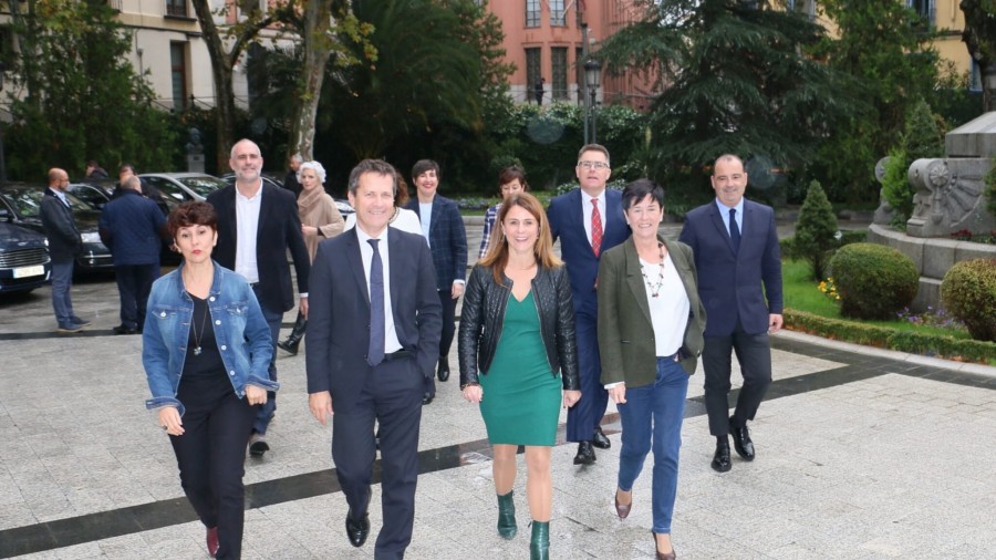 EAJ-PNVk zorraren marjina handitu behar izango dela jakinarazi dio Estatuko Gobernuari Covid-19aren ondorioei aurre egiteko