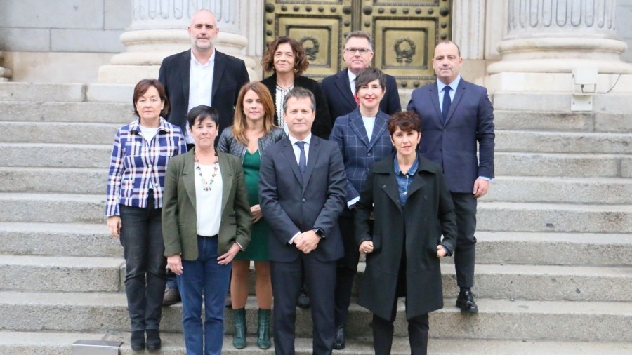 EAJ-PNV pide al Gobierno central que deje de tratar a CCAA y Ayuntamientos como menores de edad y que flexibilice las reglas de estabilidad presupuestaria