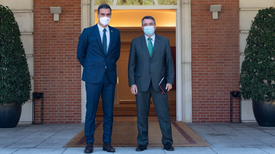Aitor Esteban traslada a Pedro Sánchez la disposición de EAJ-PNV a negociar los Presupuestos
