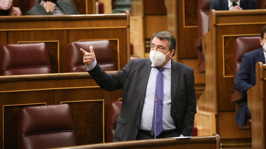 Aitor Esteban: “Siempre es positivo que se cuente con unos Presupuestos para afrontar el año y abordar los problemas”