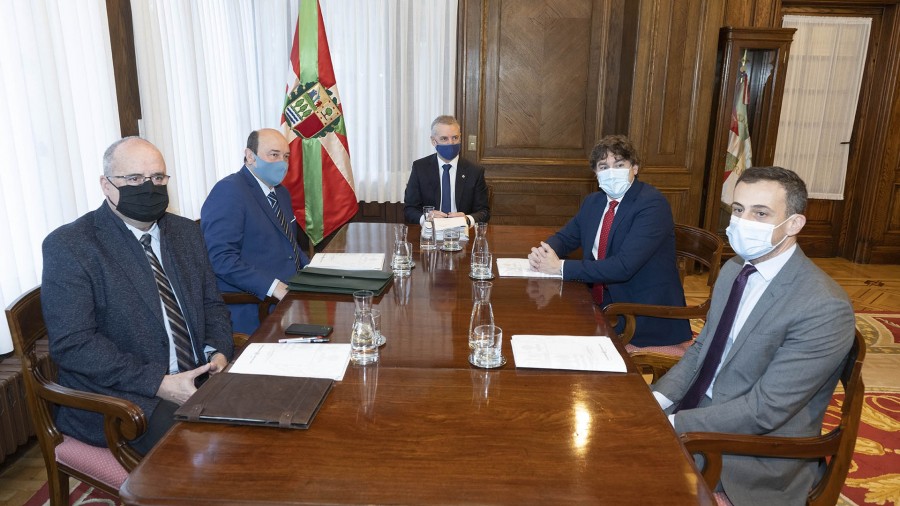 EAJ-PNVren balorazioa Iñigo Urkullu Lehendakariarekin eta PSE-EErekin eginiko bileraren ondoren 