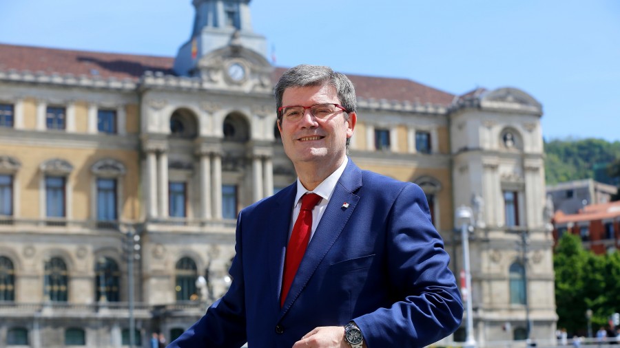 BBBk eta Bilboko Batzar Artekoek Juan Mari Aburto Rique proposatu dute Bizkaiko hiriburuko alkate izateko hautagai gisa