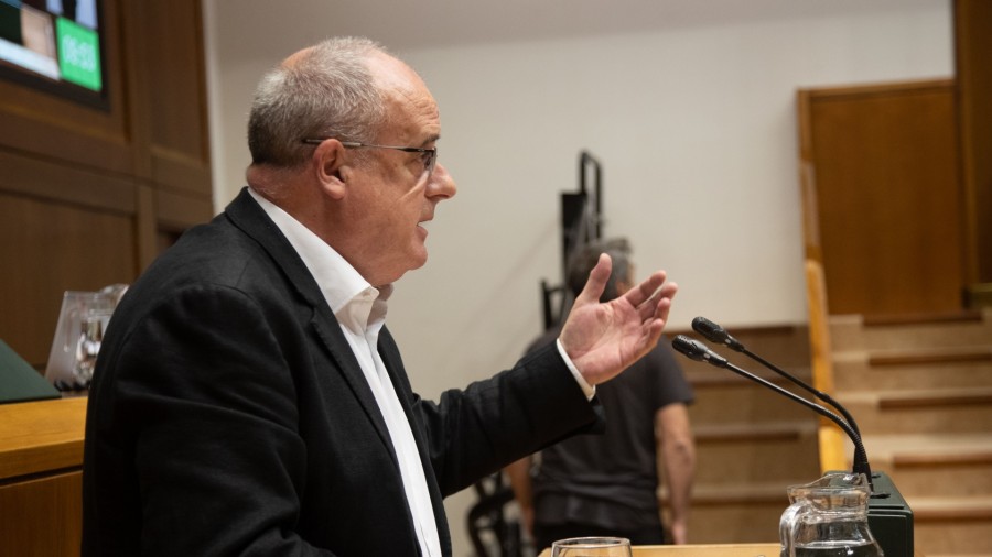 Joseba Egibarrek amnistia babesten du Katalunia eta Estatuaren artean “kontagailua hutsean” jartzeko