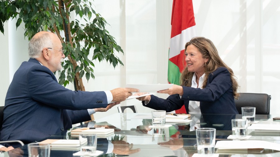 Osasun Sailak Onkologikoa Osakidetzan behin betiko integratzeko hitzarmena sinatu du