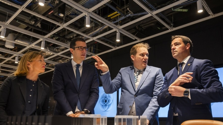 Eusko Jaurlaritzak eta IBMk iragarri dute Europako lehen IBM Quantum System Two instalatuko dutela Donostian