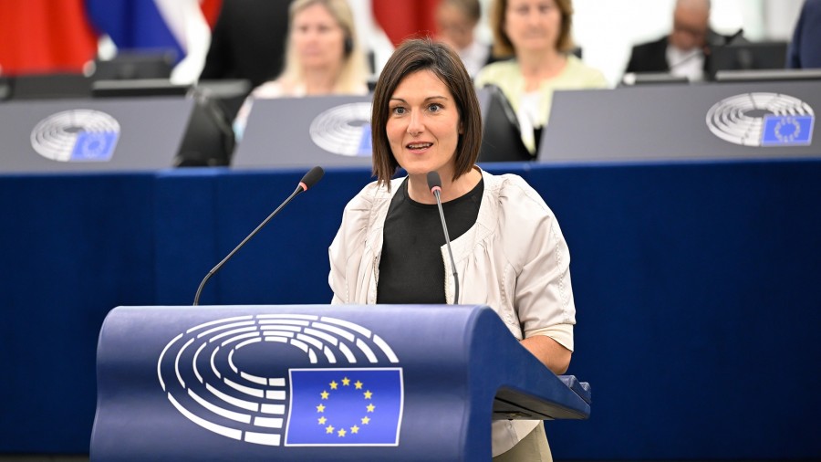 EAJ-PNVk ez du onartu eskuin muturraren aldetik Ursula von der Leyenen aurka jarri den zentsura-mozioa, Europako Batzordeko presidentearekin konforme ez dagoen arren