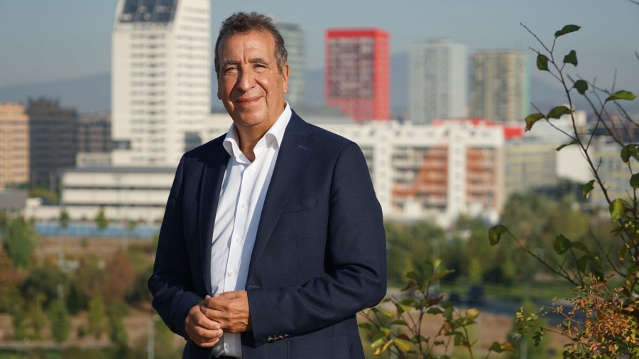 Gasteizko Buru Batzarren artekoak eta Araba Buru Batzarrak Jon Urresti proposatu dute EAJ-PNVk Gasteizko alkate izateko hautagai gisa
