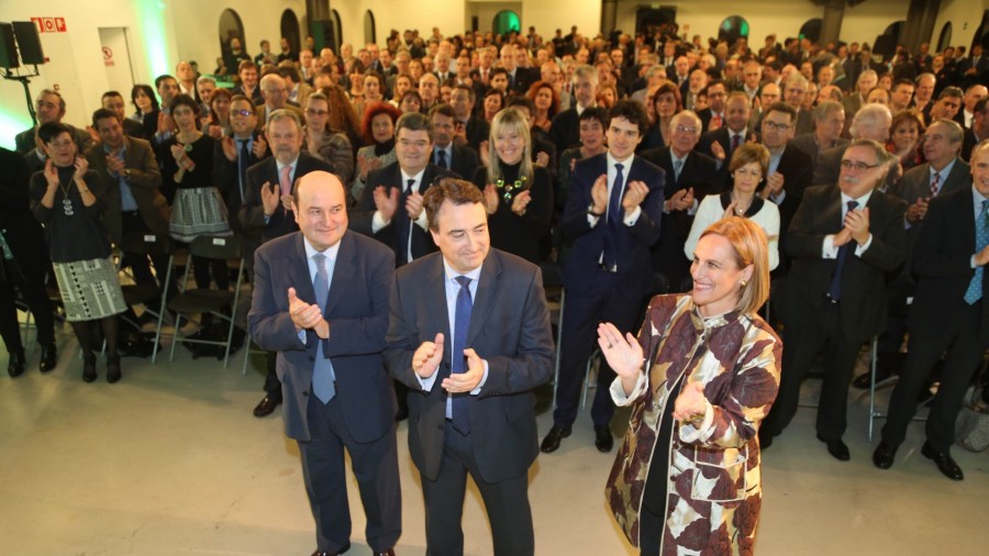 Aitor Esteban: “EAJ-PNV Gorteetan ez badago, Euskadi ere ez da agenda politikoan izango”