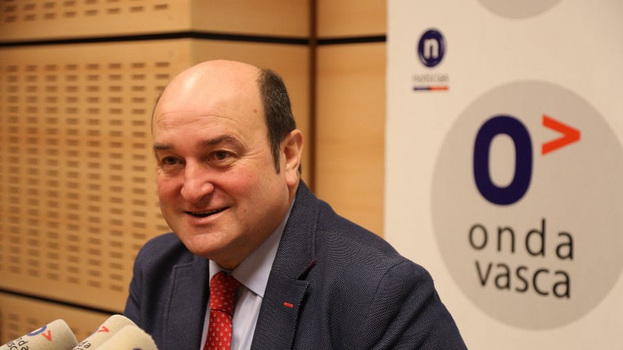 Ortuzar: “Ez dugu Iparraldekoa moduko operaziorik merezi, ETAk errealitatetik at jarraitzea merezi ez dugun modu berean