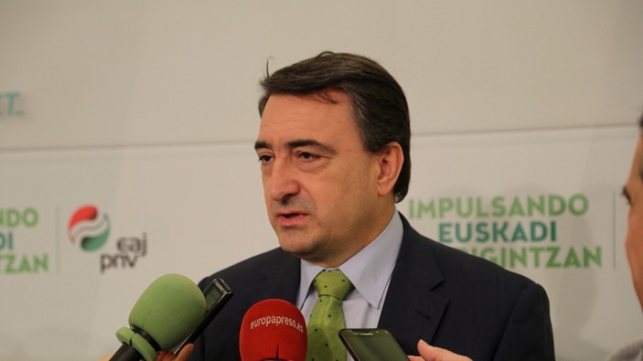 Aitor Esteban: “155.a indarrean dagoen bitartean, EAJk ez ditu Aurrekontuak negoziatuko”