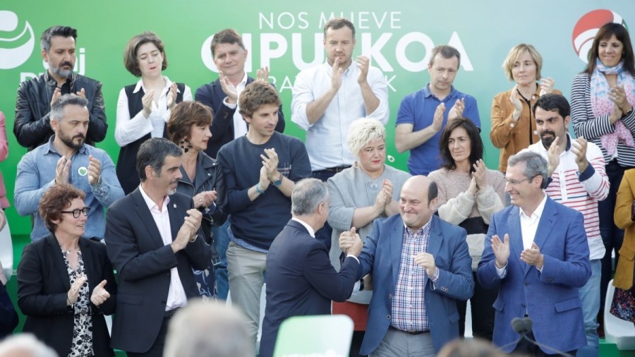 EAJ-PNVk Gipuzkoa animatu du EAJ-PNVren jatorrizko proiektuaren edo Ezker Abertzalea bihurtu den kopia txarraren artean aukeratzera