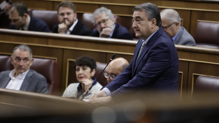 Aitor Esteban traslada a Pedro Sánchez la preocupación de EAJ-PNV ante la situación geopolítica actual: “Es la hora de Europa”